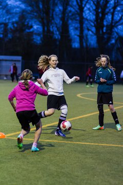 Bild 37 - C-Juniorinnen KT Training